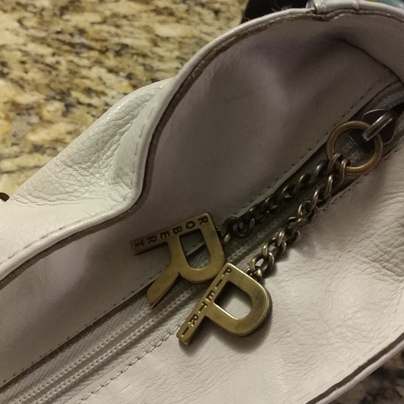 ๐Robert Pietri bag๐ - Picture 3 of 10